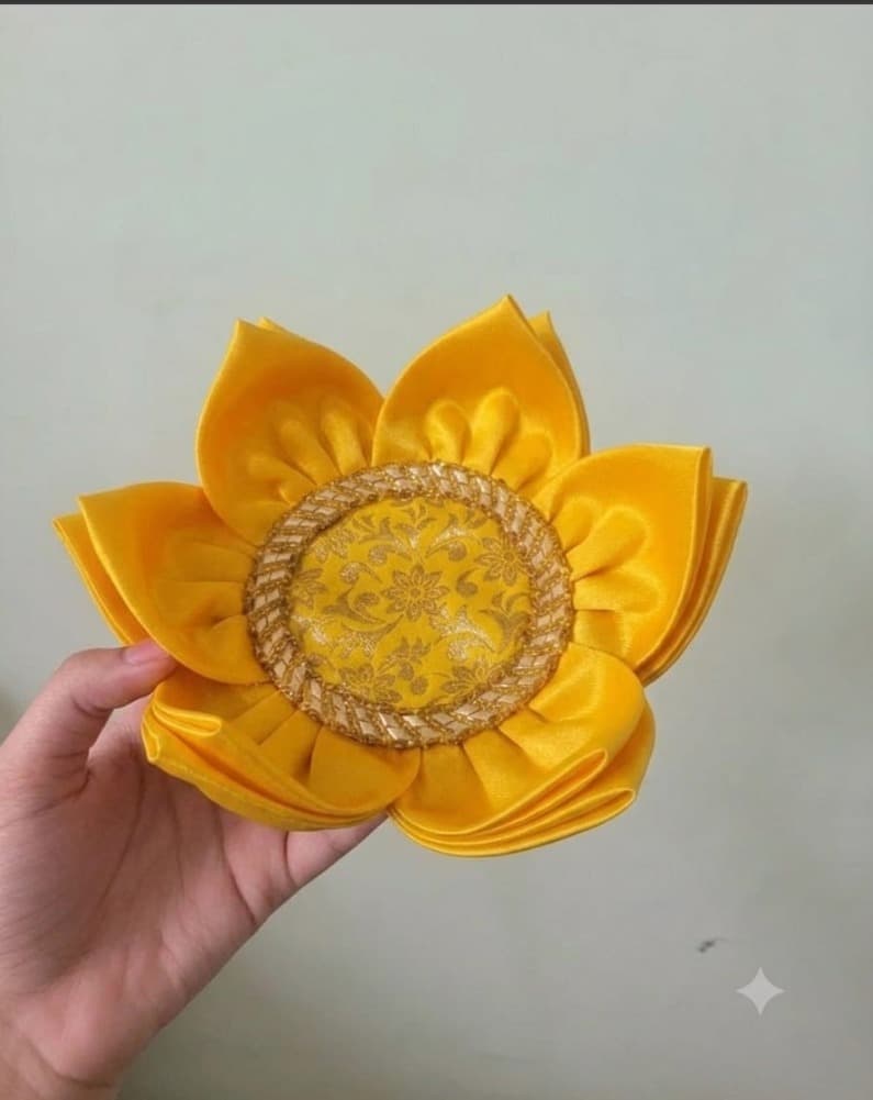 Lotus Aasan  Yellow